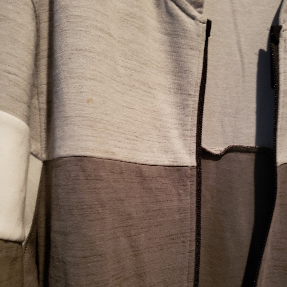 Old Navy Active Go Dry zip up  Jacket  size XXL Dark n light Gray - Picture 3 of 6